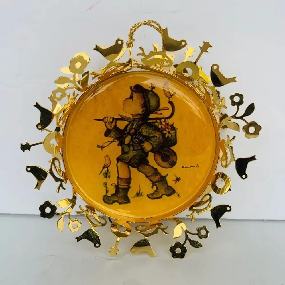 1986 Hummel Gold Ornament